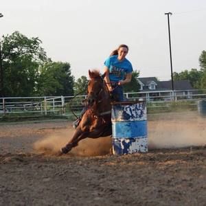 Meet your Posher, Lauren